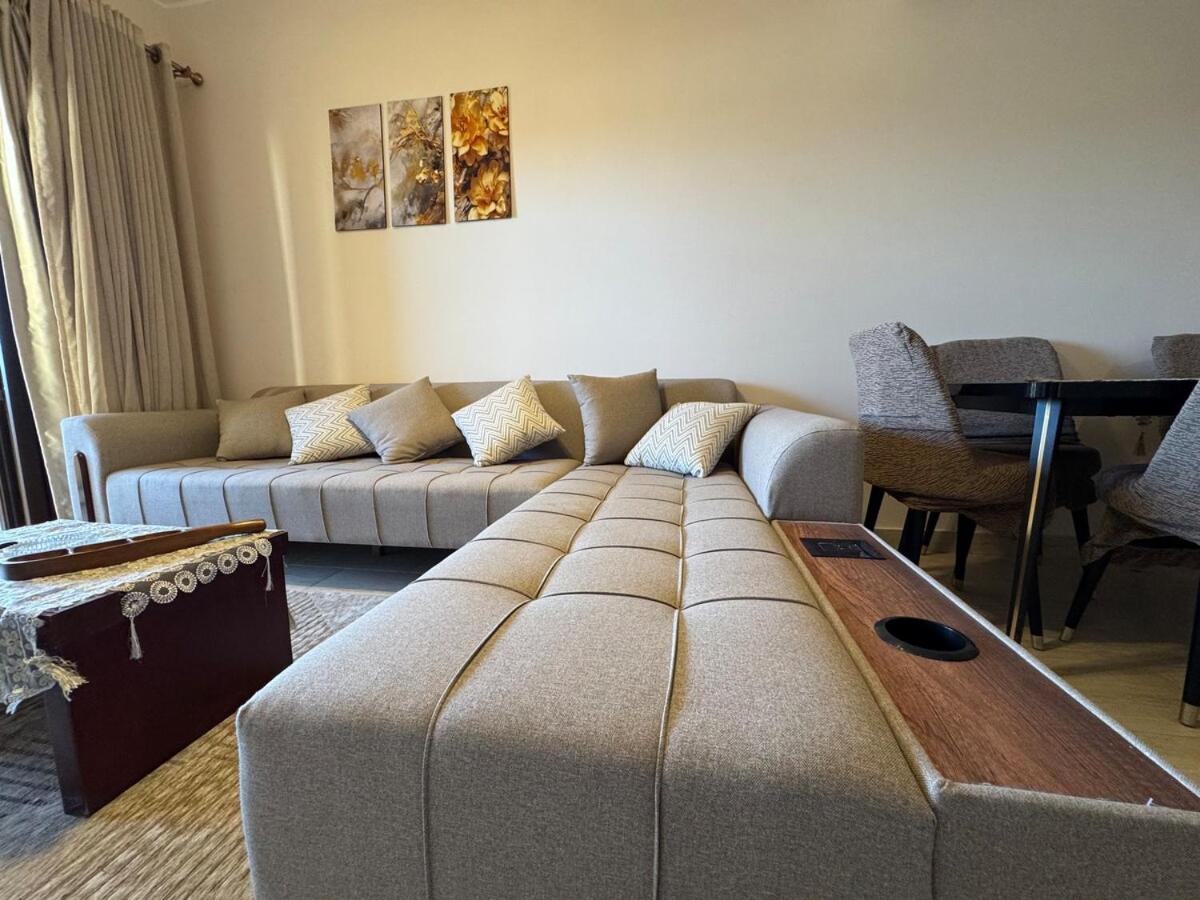 Apartment Sun & Fun Aldau Heights One Bedroom In *